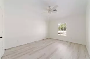 1508 Red Bud Ct, Pearland, TX 77581 - Photo 25