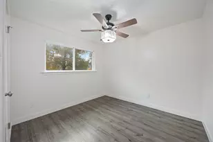 19006 Lakeshire St, Humble, TX 77346 - Photo 15