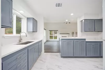 19006 Lakeshire Street, Humble, TX 77346 - Photo 7