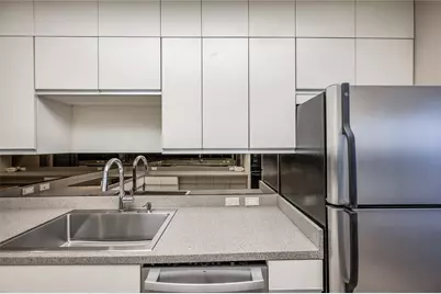 5100 San Felipe Street #55, Houston, TX 77056 - Photo 11