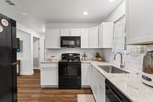 1802 Live Oak St, Port Neches, TX 77651 - Photo 11