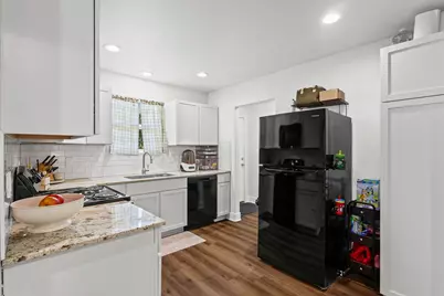 1802 Live Oak Street, Port Neches, TX 77651 - Photo 9