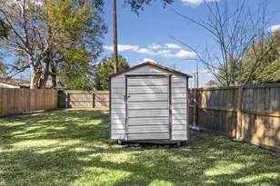 1802 Live Oak St, Port Neches, TX 77651 - Photo 23