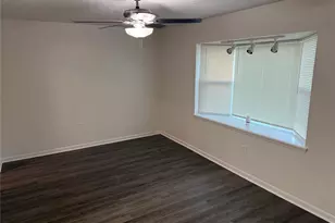 1309 Velma St, Deer Park, TX 77536 - Photo 9