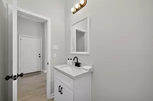 5915 Haight St, Houston, TX 77028 - Photo 19