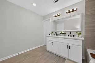 5915 Haight St, Houston, TX 77028 - Photo 33