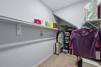 8831 W Crescent Lake Circle, Baytown, TX 77521 - Photo 17