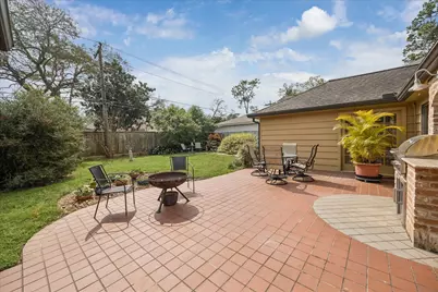 14415 Carolcrest Drive, Houston, TX 77079 - Photo 25