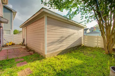 15850 E Park Court, Houston, TX 77082 - Photo 37