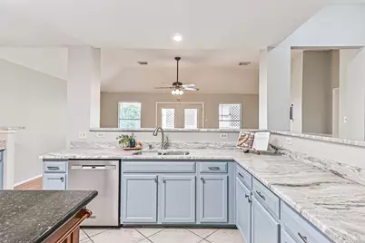 17031 Lighthouse View Drive, Friendswood, TX 77546 - Photo 17