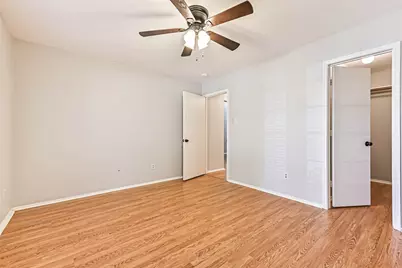 17031 Lighthouse View Drive, Friendswood, TX 77546 - Photo 29