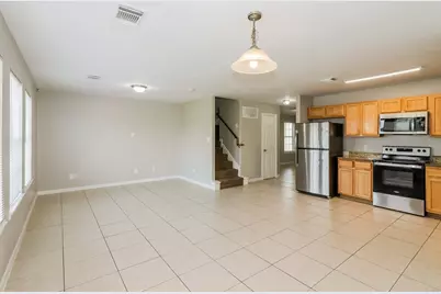 4906 N Cancun Drive, Houston, TX 77045 - Photo 9