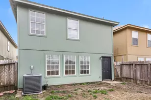 4906 N Cancun Dr, Houston, TX 77045 - Photo 17