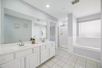 3414 Sapling Oak Drive, Houston, TX 77082 - Photo 7