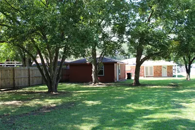 121 Mary Lane, Bacliff, TX 77518 - Photo 17