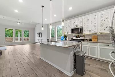 4551 Overlook Bend Drive, Spring, TX 77386 - Photo 5