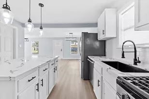 8413 Safeguard St, Houston, TX 77051 - Photo 11