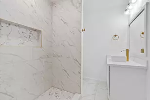 8413 Safeguard St, Houston, TX 77051 - Photo 17