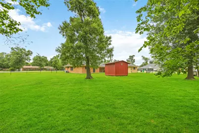 435 Rolling Wood Road, Baytown, TX 77520 - Photo 29