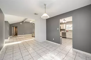 7406 Sierra Grande Ct, Houston, TX 77083 - Photo 9