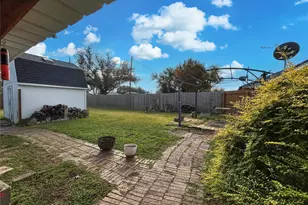 6132 Fox Ridge Dr, Angleton, TX 77515 - Photo 21
