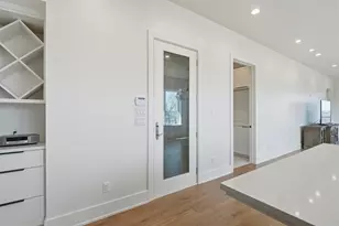 2002 Cove Park Dr, Kemah, TX 77565 - Photo 7