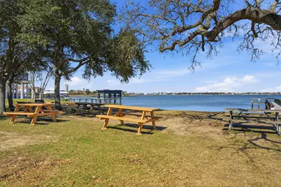 2002 Cove Park Drive, Kemah, TX 77565 - Photo 45