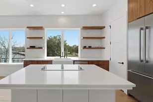 2002 Cove Park Dr, Kemah, TX 77565 - Photo 15