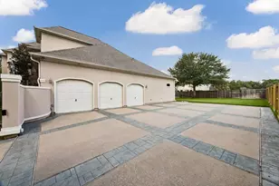 2731 Lakecrest Dr, Pearland, TX 77584 - Photo 29