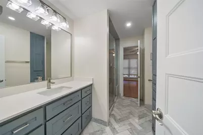 6410 Ferris Drive #14, Houston, TX 77081 - Photo 17