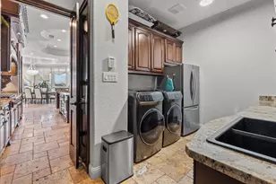 1628 Enterprise Ave, League City, TX 77573 - Photo 25