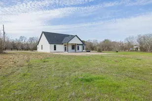 19822 Megan St, Bedias, TX 77831 - Photo 7