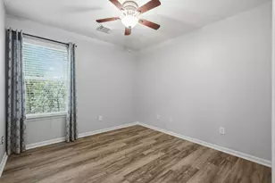 18 Cloud Bank Pl, The Woodlands, TX 77382 - Photo 31