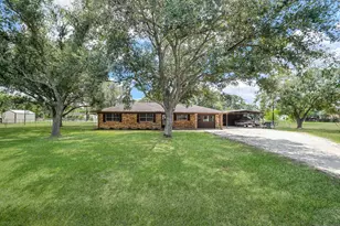 407 Becky St, El Campo, TX 77437 - Photo 1
