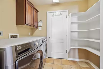 11215 Royce Palms Drive, Houston, TX 77042 - Photo 21