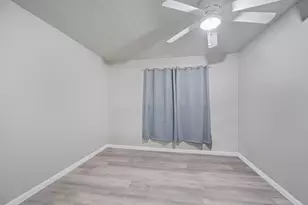 19419 Lake Hollow Ln, Houston, TX 77084 - Photo 19
