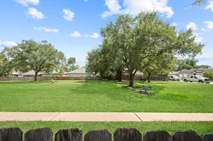 19419 Lake Hollow Ln, Houston, TX 77084 - Photo 29