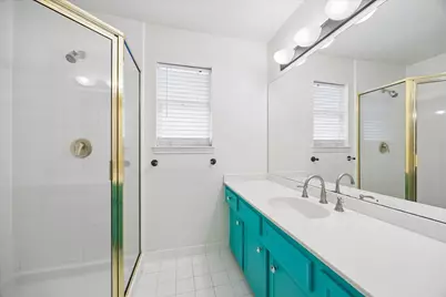 7802 Bellerive Drive, Houston, TX 77036 - Photo 19
