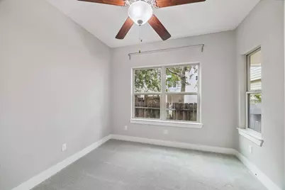 5743 Kiam Street #F, Houston, TX 77007 - Photo 5