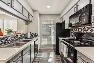 2501 Wickersham Ln, Austin, TX 78741 - Photo 5