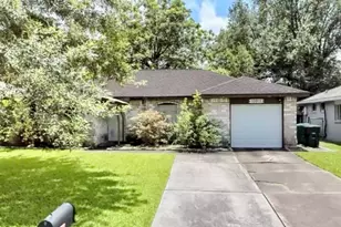 10911 Corona Ln, Houston, TX 77072 - Photo 1