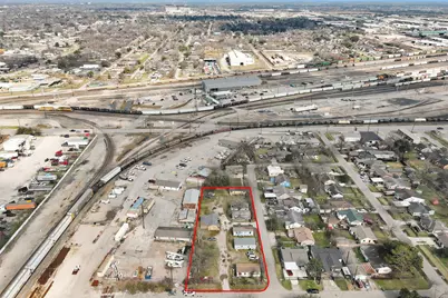5817 Downing Street, Houston, TX 77020 - Photo 9