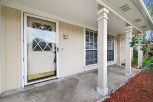 12215 Fetlock Dr, Houston, TX 77065 - Photo 5