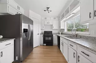 12215 Fetlock Dr, Houston, TX 77065 - Photo 11