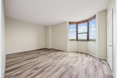 651 Bering Drive #1405, Houston, TX 77057 - Photo 11