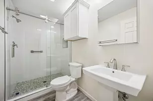 651 Bering Dr, Houston, TX 77057 - Photo 17