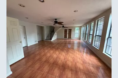 5914 Foresthaven Drive, Houston, TX 77066 - Photo 7