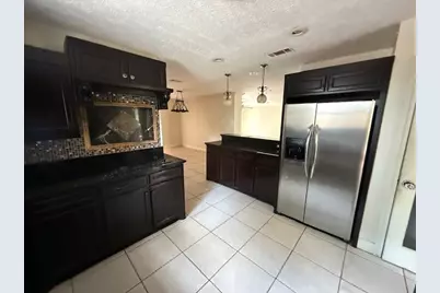 5914 Foresthaven Drive, Houston, TX 77066 - Photo 11