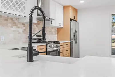 15903 Hickory Drive, Alvin, TX 77511 - Photo 11