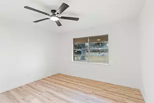 15903 Hickory Dr, Alvin, TX 77511 - Photo 17